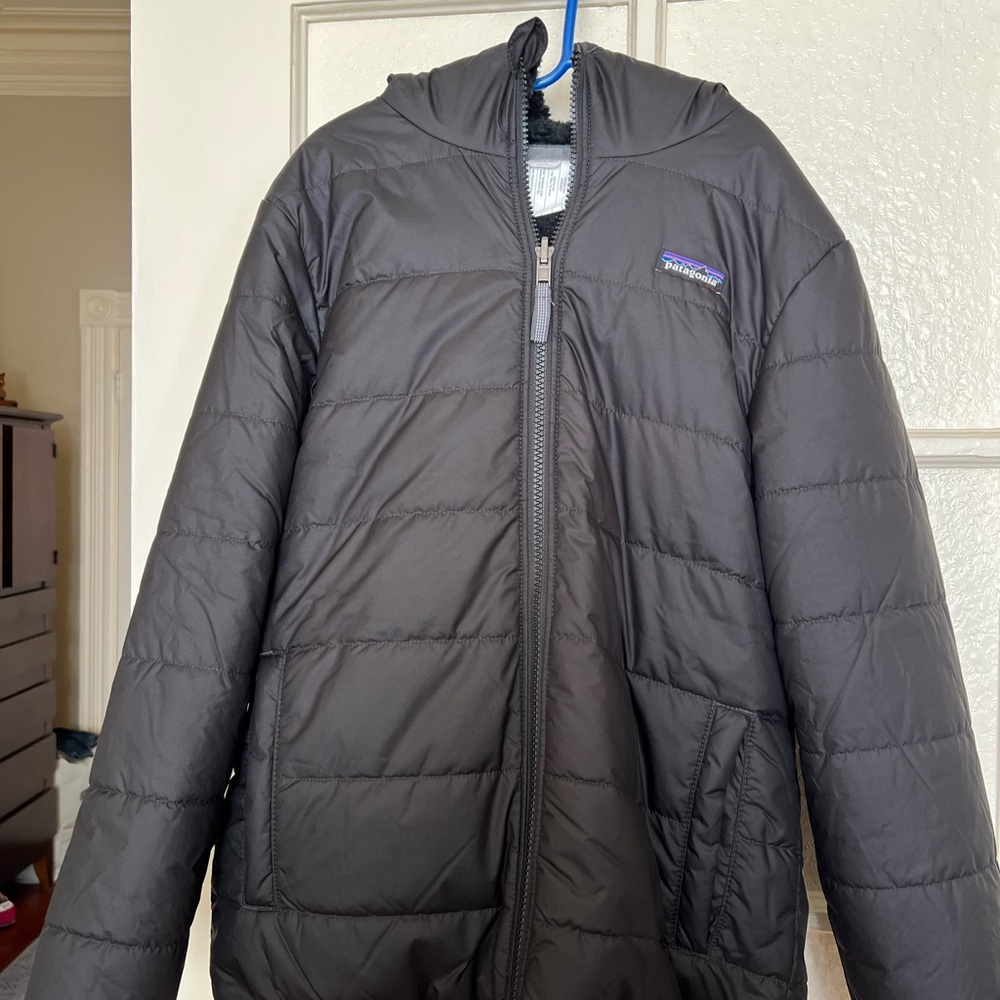Patagonia reversible kids jacket L12 
Practically new